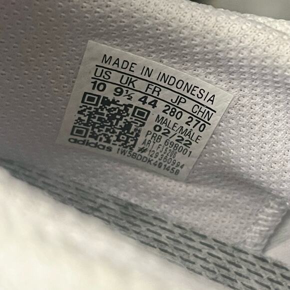 NEW Adidas SWIFT RUN 1.0 SHOES Mismatch Size Men’s 9.5, 10 Womens 10.5, 11 White - Picture 10 of 11